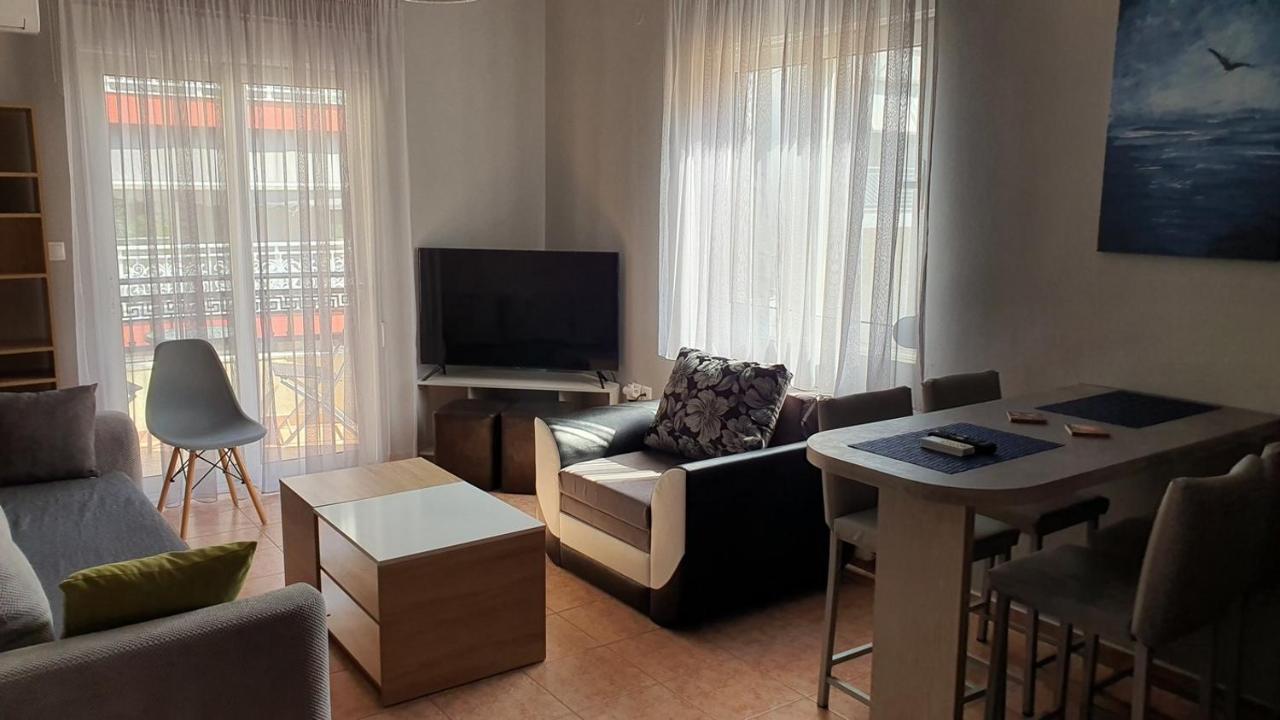 Theos Apartment Alexandroúpolis Ngoại thất bức ảnh