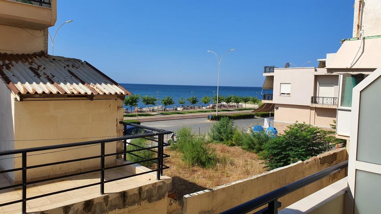 Theos Apartment Alexandroúpolis Ngoại thất bức ảnh